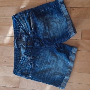 ZCO cuffed jean shorts size 3
